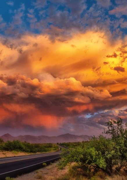desert_clouds,_arizona.jpg